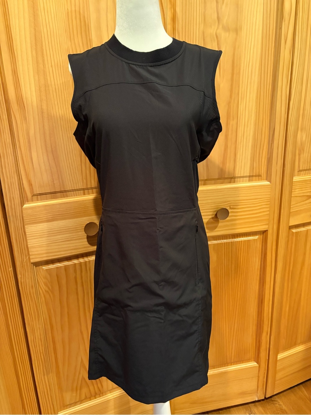 Eddie Bauer Maya Active Dress women’s M black